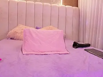 Stripchat Adult Webcam of emyli_sw_