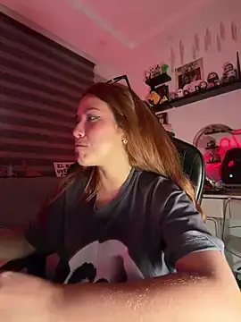 Stripchat Nude Webcam of crystal_bunny7