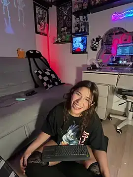 Stripchat Nude Webcam of crystal_bunny7