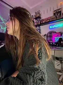 Stripchat Free Porn Cam of crystal_bunny7