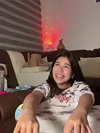 Stripchat Free Live Porn of crystal_bunny7