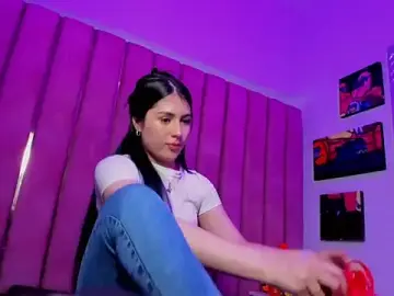 Stripchat Live Sex of Victoria_14