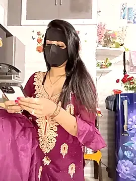 Stripchat Live Sex Cam of Kaur_Simran_01