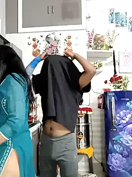 Stripchat Adult Webcams of Kaur_Simran_01