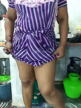 Stripchat Live Sex Cam of MaaliiiPonuTamil