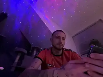 Stripchat Free Porn Cam of SemoBoy96