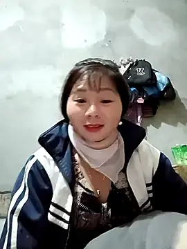 Stripchat Nude Webcam of vangkt-cute