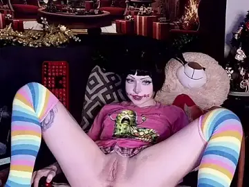 Stripchat Free Live Porn of Ivey_Strigoi