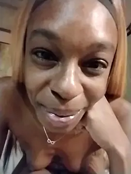 Stripchat Sex Cam of Jasmine_FullsShine