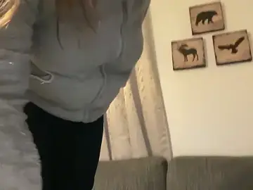 Stripchat Private Sex Chat of cumwithmee3