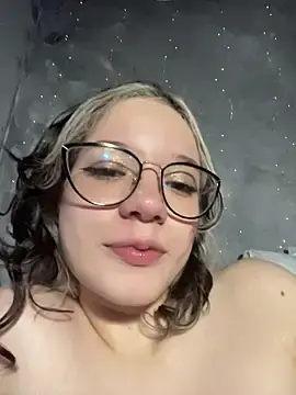 Stripchat Live Sex Cam of sukubo__