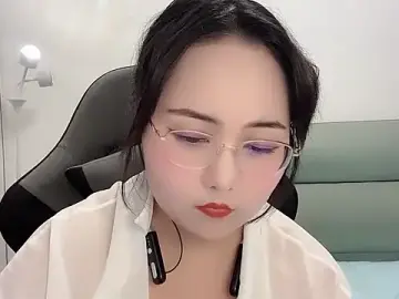 Stripchat Sex Cam of Susu-36E