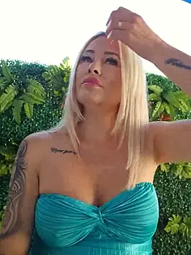 Stripchat Adult Webcam of MILFBARBY