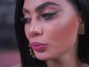 Stripchat Adult Webcam of RavennaDArcy