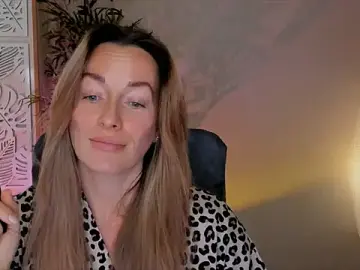 Stripchat Sex Cam of RebeccaMartinez