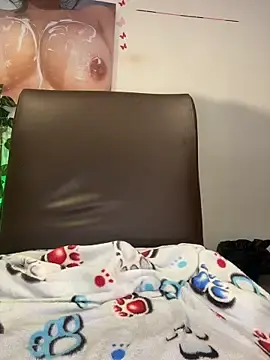 Stripchat Adult Webcam of SQUIRTINGQUEEN11