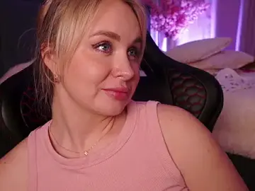 Stripchat Adult Video Chat of Kitty_Ricky