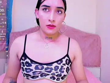 Stripchat Free Porn Cam of Skarlet_Ruiz_