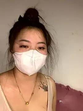 Stripchat Free Porn Cam of helo-kitty