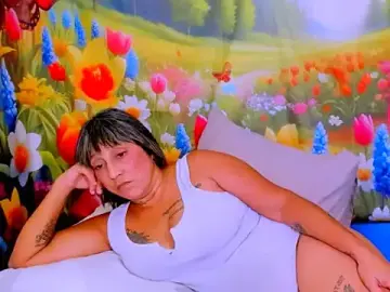 Stripchat Free Porn Cam of indianroxy