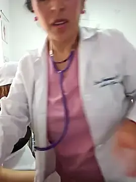 Stripchat Watch Live Sex Cams of JustSamantha_