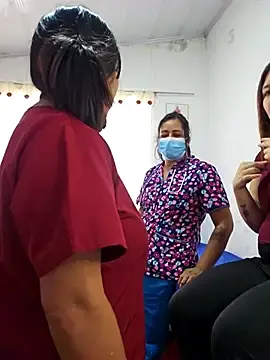 Stripchat Live Sex Cam of JustSamantha_