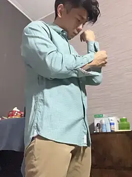 Stripchat Live Sex Cam of Lam_090123