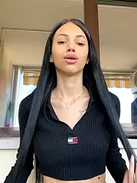 Stripchat Best live sex cam show of ilariea_girl