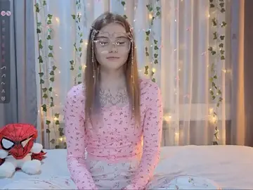 Stripchat Sex Cam of CarolinePepper