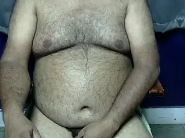 Stripchat Sex Cam of hairysubcub_70