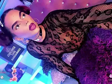 Stripchat Adult Webcam of Diiva_Smiith
