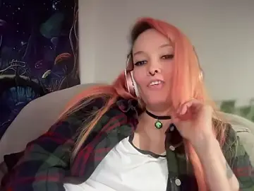 Stripchat Live Sex Cam of FRRANNKIE