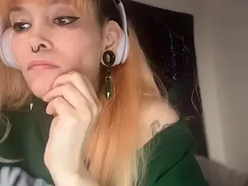 Stripchat Free Live Porn of FRRANNKIE