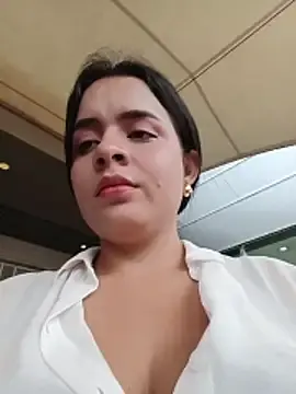 Stripchat Watch Live Sex Cams of Julieth_hot-69