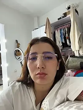 Stripchat Adult Webcams of Arya___