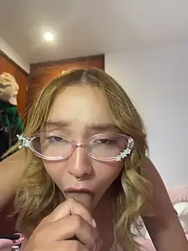 Stripchat Live Porn of JuliethMoss