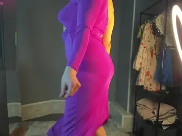 Stripchat Live Sex Cam of Michele_Greenn