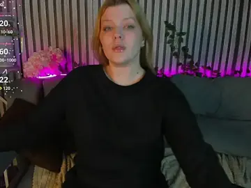 Stripchat Live Sex Cam of Michele_Greenn