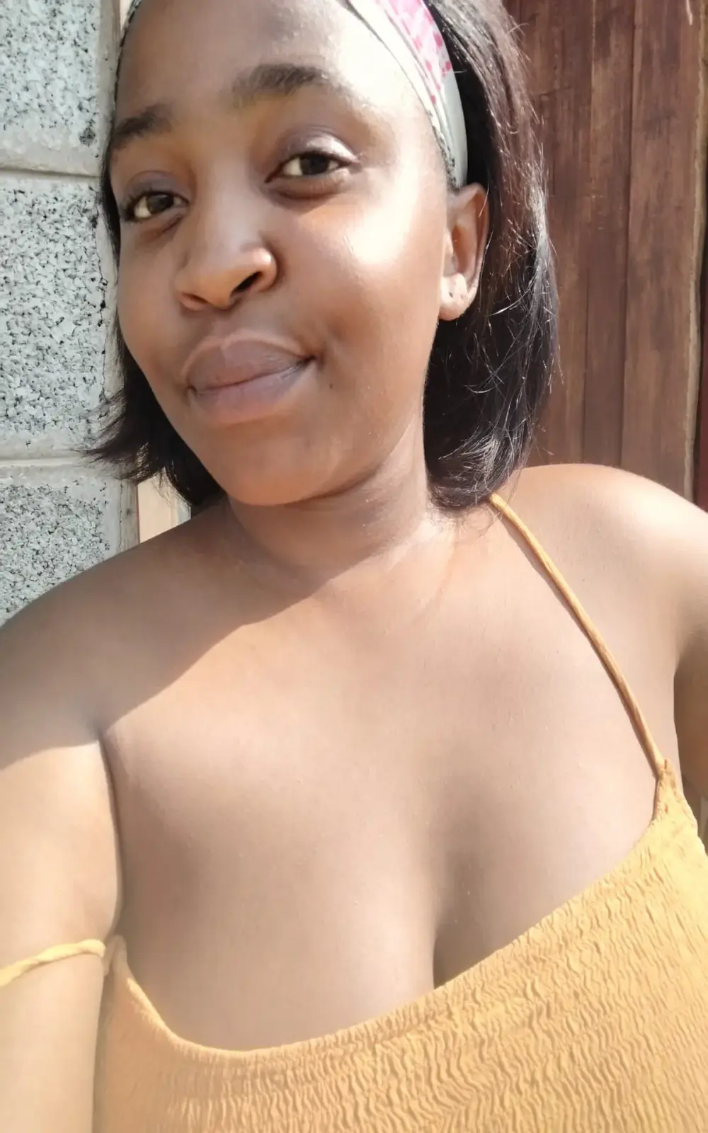 African_Busty