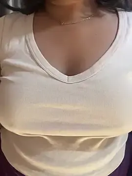 Stripchat Live Porn of Maggi-is-back