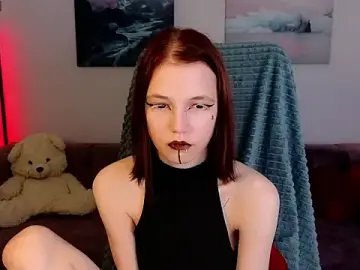 Stripchat Nude Webcam of MitaSide