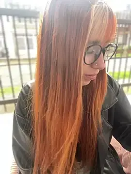 Stripchat Free Porn Cam of Sallem_Pink