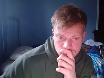 Stripchat Sex Cam of lustylyndon