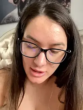 Stripchat Best live sex cam show of HotXMom_