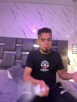 Stripchat Nude Webcam of PittAndLunaa