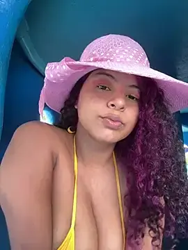 Stripchat Adult Webcam of PittAndLunaa