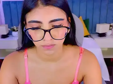 Stripchat Nude Webcam of maiaa_ruiz