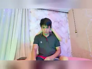 Xlovecam Watch Live Sex Cams of SofiNdLogan