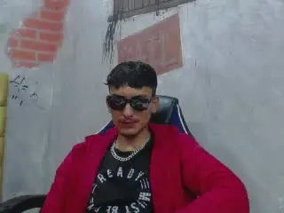 Xlovecam Live Sex of SavageLoverr