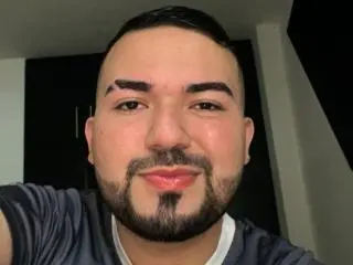 Xlovecam Live Sex Cam of GaelB